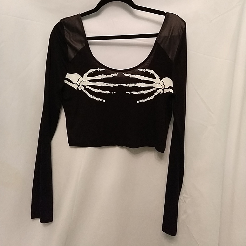 Nasty Gal brand skeleton grabby hands top!